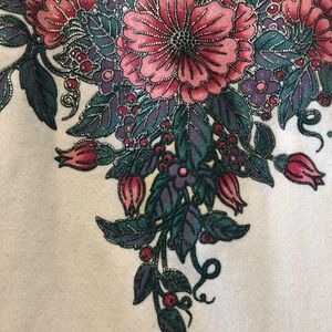Vintage Tops - White Crop Floral Collared Sweater Vintage Tops - White Crop Floral Collared Sweater
